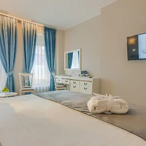 **** Hotel New Era Old Town Parking With Fee Nearby Rumanía