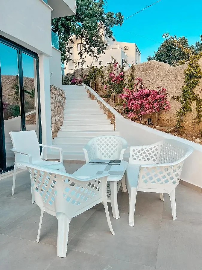 Gogo's Boutique Hotel Dhërmi Albanie