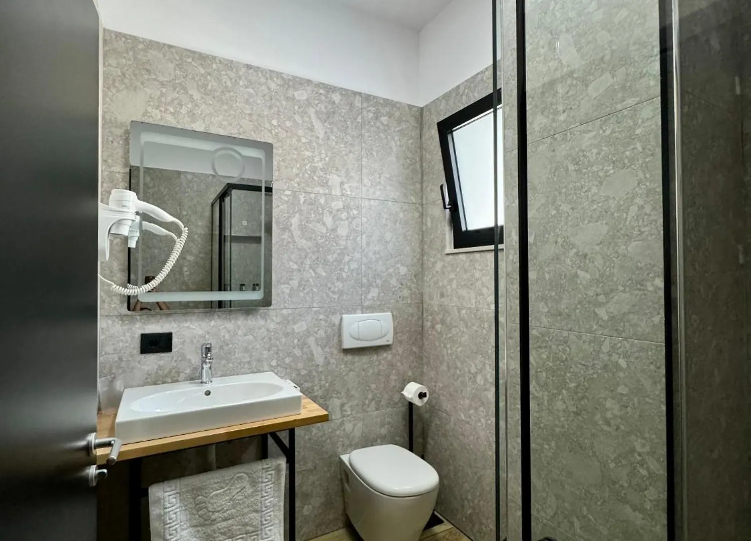Gogo's Boutique Hotel Dhërmi