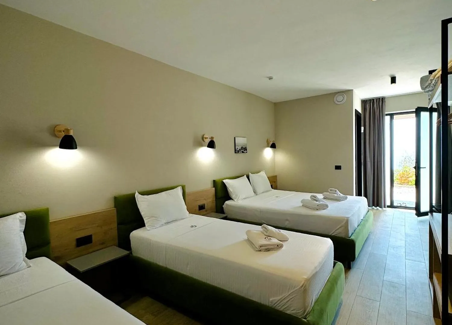 Gogo's Boutique Hotel Dhërmi