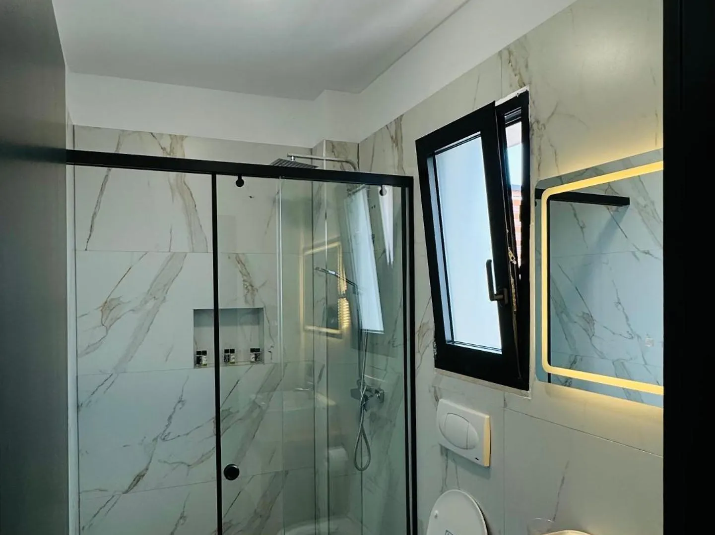 Gogo's Boutique Hotel Dhërmi