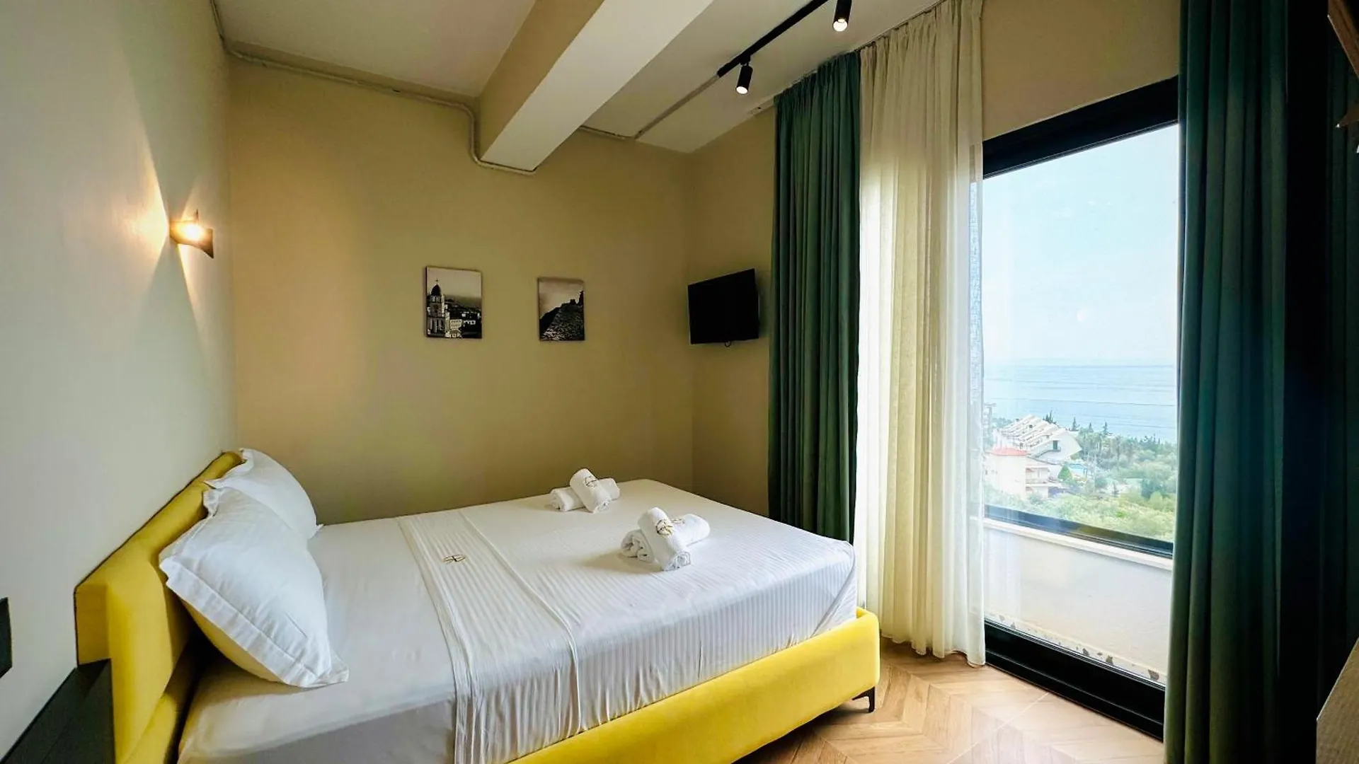 Gogo's Boutique Hotel Dhërmi 4*,  Albanie